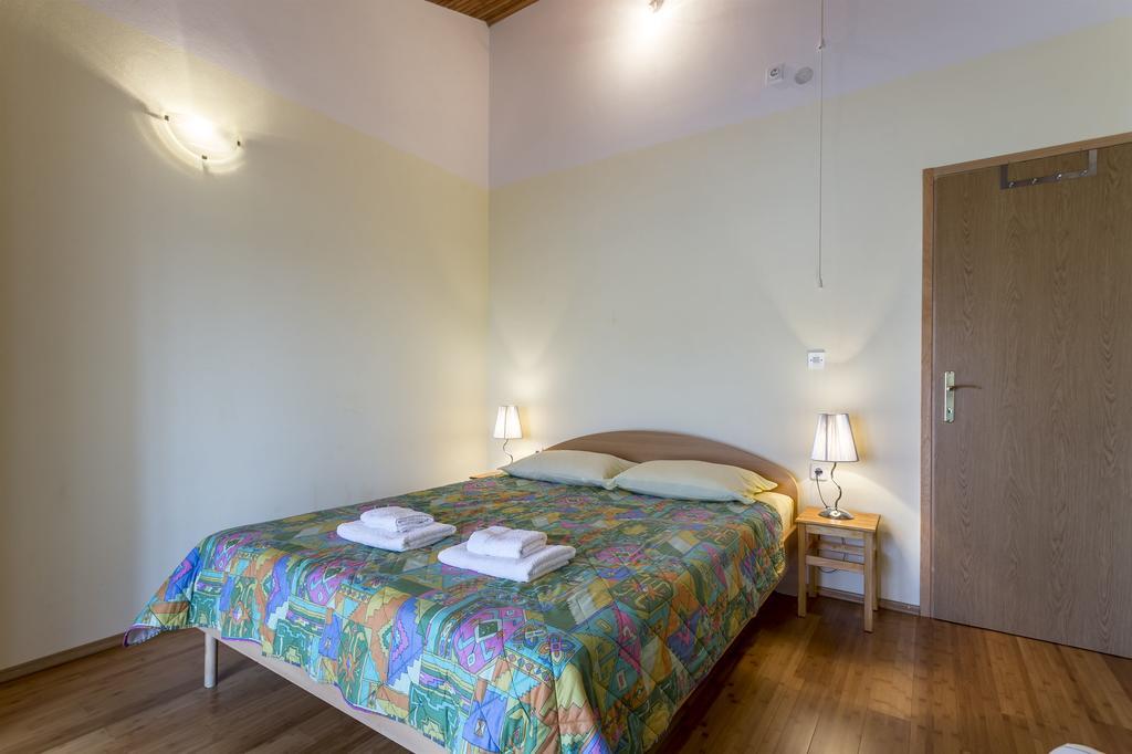 Apartment Srecko Vinišće 外观 照片